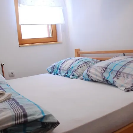 Vikendica Bijeli Bor - Сasa de vacaciones *